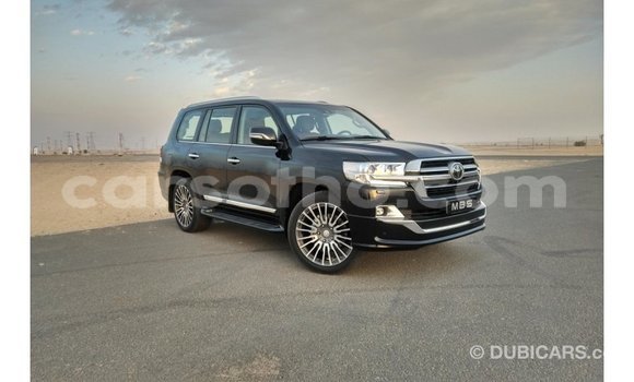 Buy Import Toyota Land Cruiser Black Car in Import - Dubai in Maseru Buy Import Toyota Land Cruiser Black Car in Import - Dubai in Maseru