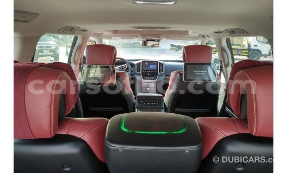 Buy Import Toyota Land Cruiser Black Car in Import - Dubai in Maseru Buy Import Toyota Land Cruiser Black Car in Import - Dubai in Maseru