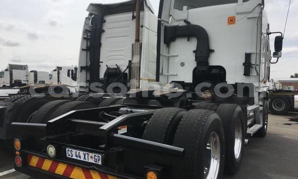 Acheter Occasion Utilitaire Scania R420 Blanc à Maseru, Maseru Acheter Occasion Utilitaire Scania R420 Blanc à Maseru, Maseru