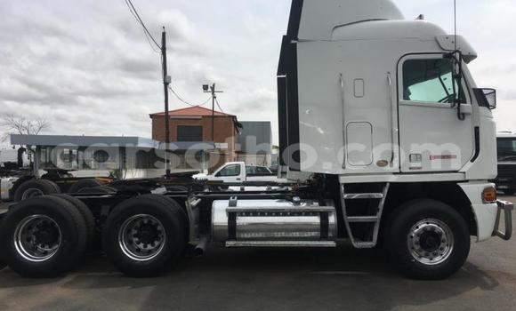 Acheter Occasion Utilitaire Scania R420 Blanc à Maseru, Maseru Acheter Occasion Utilitaire Scania R420 Blanc à Maseru, Maseru