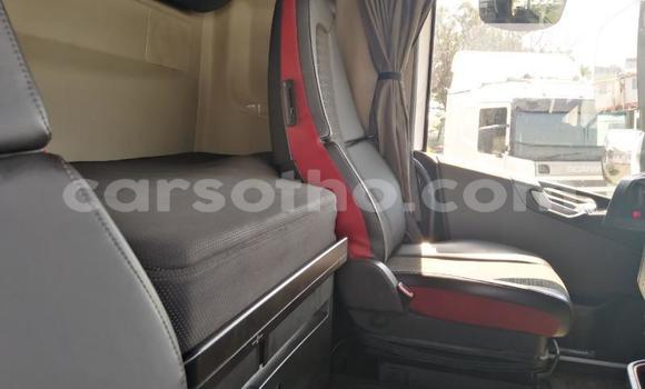 Acheter Occasion Utilitaire Volvo F4 Blanc à Maseru, Maseru Acheter Occasion Utilitaire Volvo F4 Blanc à Maseru, Maseru