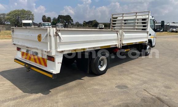 Acheter Occasion Utilitaire Mitsubishi L400 Blanc à Maseru, Maseru Acheter Occasion Utilitaire Mitsubishi L400 Blanc à Maseru, Maseru