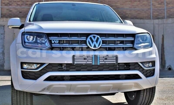 Buy Used Volkswagen Amarok White Car in Maputsoe in Leribe Buy Used Volkswagen Amarok White Car in Maputsoe in Leribe