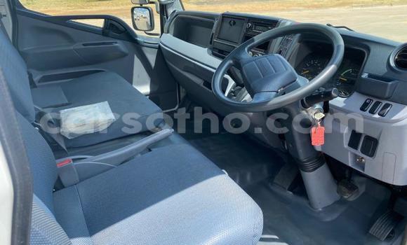 Buy Used Mitsubishi L400 White Truck in Maseru in Maseru Buy Used Mitsubishi L400 White Truck in Maseru in Maseru