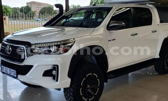 Acheter Occasion Voiture Toyota Hilux Blanc à Maseru, Maseru Acheter Occasion Voiture Toyota Hilux Blanc à Maseru, Maseru