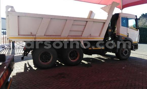 Acheter Occasion Utilitaire Mitsubishi L400 Blanc à Maseru, Maseru Acheter Occasion Utilitaire Mitsubishi L400 Blanc à Maseru, Maseru