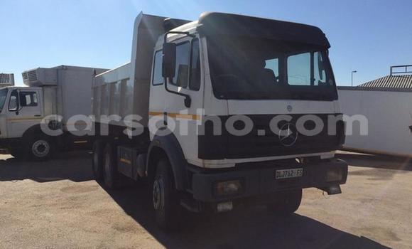 Acheter Occasion Utilitaire Mercedes‒Benz 2628 Blanc à Maseru, Maseru Acheter Occasion Utilitaire Mercedes‒Benz 2628 Blanc à Maseru, Maseru