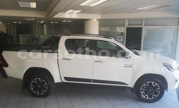اشتري مستعمل Toyota Hilux White سيارة في Maseru في Maseru اشتري مستعمل Toyota Hilux White سيارة في Maseru في Maseru