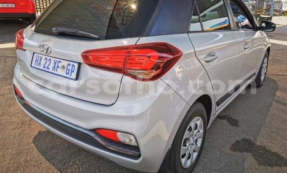 اشتري مستعمل Hyundai i20 Silver سيارة في Maseru في Maseru اشتري مستعمل Hyundai i20 Silver سيارة في Maseru في Maseru