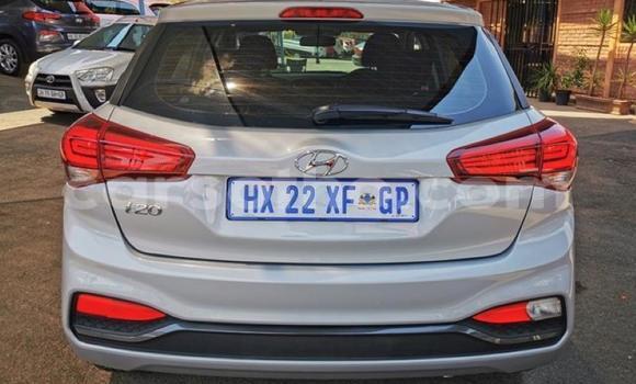 اشتري مستعمل Hyundai i20 Silver سيارة في Maseru في Maseru اشتري مستعمل Hyundai i20 Silver سيارة في Maseru في Maseru