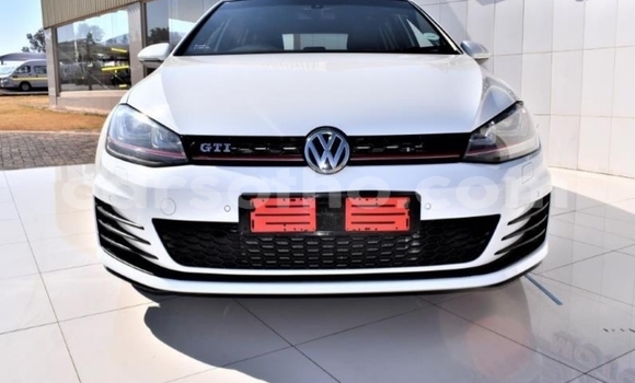 Sayi Na hannu Volkswagen Golf GTI White Mota in Maseru a Maseru Sayi Na hannu Volkswagen Golf GTI White Mota in Maseru a Maseru