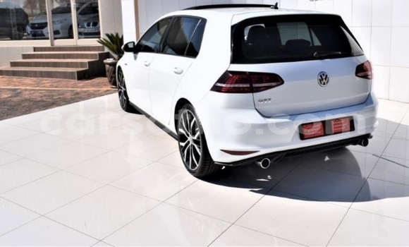 Sayi Na hannu Volkswagen Golf GTI White Mota in Maseru a Maseru Sayi Na hannu Volkswagen Golf GTI White Mota in Maseru a Maseru