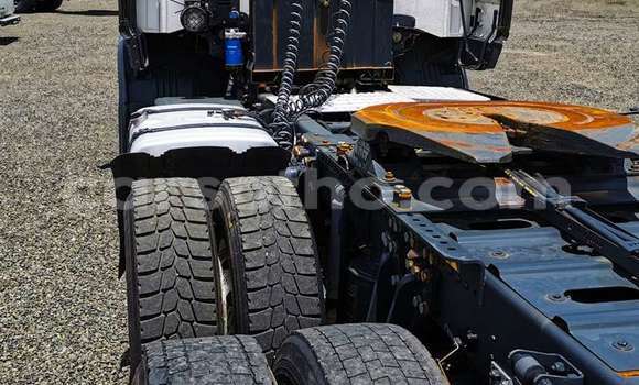 Sayi Na hannu Scania R420 White Babbar mota in Maputsoe a Leribe Sayi Na hannu Scania R420 White Babbar mota in Maputsoe a Leribe