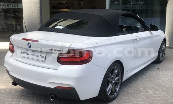 Sayi Na hannu BMW M2 White Mota in Maseru a Maseru Sayi Na hannu BMW M2 White Mota in Maseru a Maseru