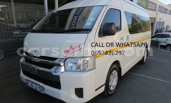 اشتري مستعمل Toyota Hiace Green سيارة في Maputsoe في Leribe اشتري مستعمل Toyota Hiace Green سيارة في Maputsoe في Leribe