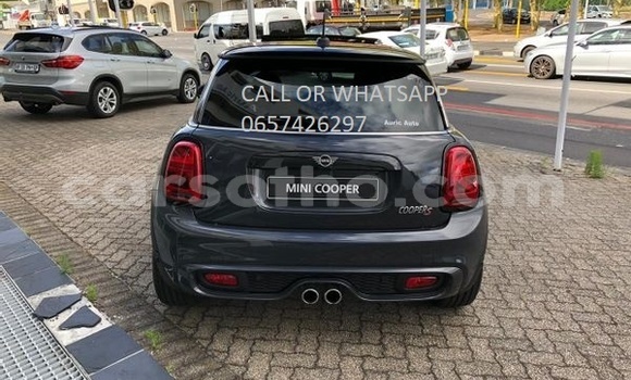Buy Used Mini Cooper Red Car in Maseru in Maseru Buy Used Mini Cooper Red Car in Maseru in Maseru