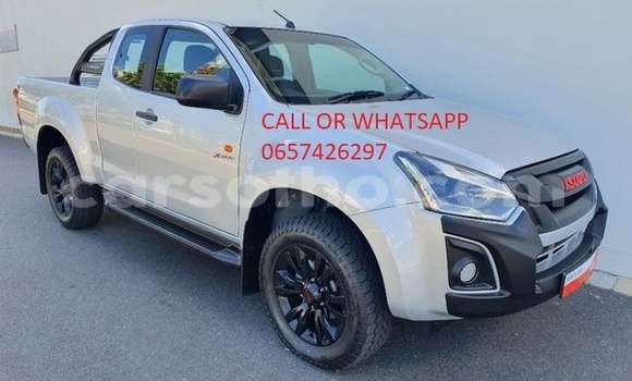 Buy Used Isuzu D–MAX Black Car in Mafeteng in Mafeteng Buy Used Isuzu D–MAX Black Car in Mafeteng in Mafeteng