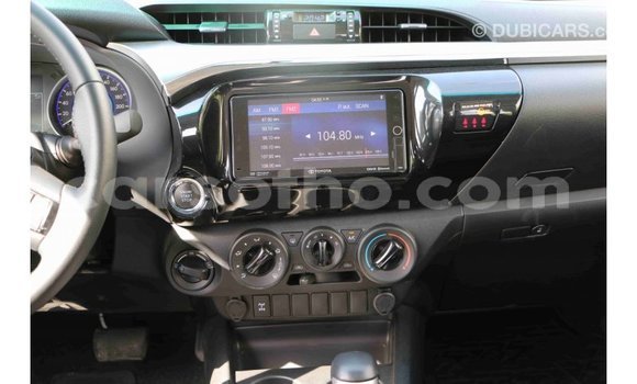 Sayi Imported Toyota Hilux Black Mota in Import - Dubai a Maseru Sayi Imported Toyota Hilux Black Mota in Import - Dubai a Maseru