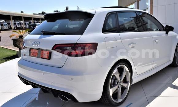 Sayi Na hannu Audi RS3 White Mota in Maseru a Maseru Sayi Na hannu Audi RS3 White Mota in Maseru a Maseru