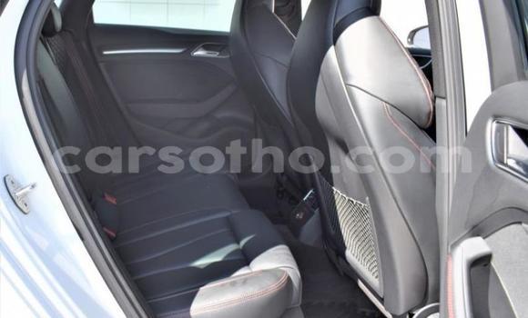 Sayi Na hannu Audi RS3 White Mota in Maseru a Maseru Sayi Na hannu Audi RS3 White Mota in Maseru a Maseru