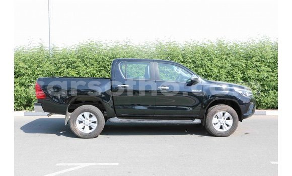 Sayi Imported Toyota Hilux Black Mota in Import - Dubai a Maseru Sayi Imported Toyota Hilux Black Mota in Import - Dubai a Maseru