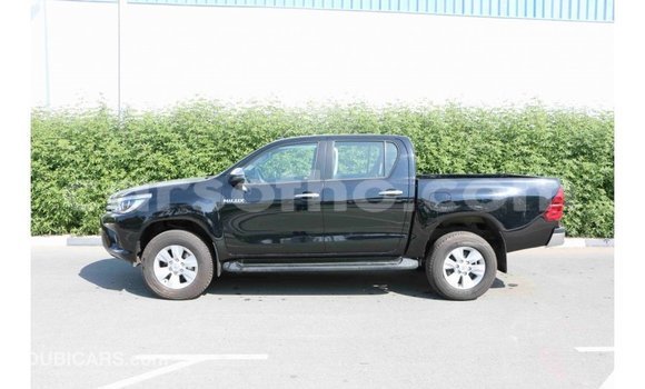Sayi Imported Toyota Hilux Black Mota in Import - Dubai a Maseru Sayi Imported Toyota Hilux Black Mota in Import - Dubai a Maseru