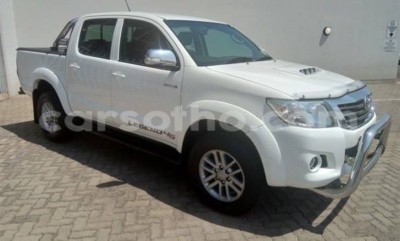Acheter Occasion Voiture Toyota Hilux Blanc à Maseru, Maseru Acheter Occasion Voiture Toyota Hilux Blanc à Maseru, Maseru