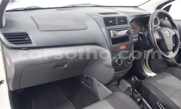 Acheter Occasion Voiture Toyota Avanza Blanc à Maseru, Maseru Acheter Occasion Voiture Toyota Avanza Blanc à Maseru, Maseru