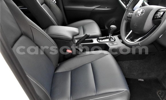 Acheter Occasion Voiture Toyota Hilux Blanc à Maseru, Maseru Acheter Occasion Voiture Toyota Hilux Blanc à Maseru, Maseru