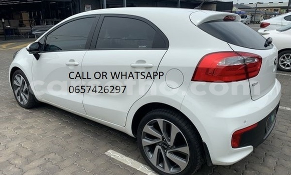 Buy Used Kia Rio Green Car in Mafeteng in Mafeteng Buy Used Kia Rio Green Car in Mafeteng in Mafeteng
