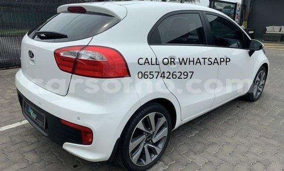 Buy Used Kia Rio Green Car in Mafeteng in Mafeteng Buy Used Kia Rio Green Car in Mafeteng in Mafeteng