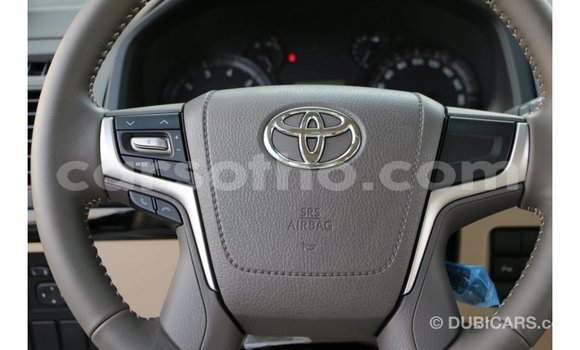 Sayi Imported Toyota Prado Black Mota in Import - Dubai a Maseru Sayi Imported Toyota Prado Black Mota in Import - Dubai a Maseru