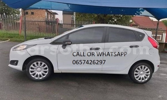Buy Used Ford Fiesta White Car in Maputsoa in Leribe Buy Used Ford Fiesta White Car in Maputsoa in Leribe