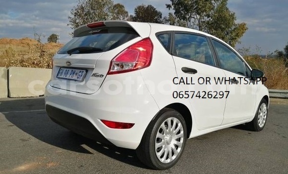 Buy Used Ford Fiesta White Car in Maputsoa in Leribe Buy Used Ford Fiesta White Car in Maputsoa in Leribe