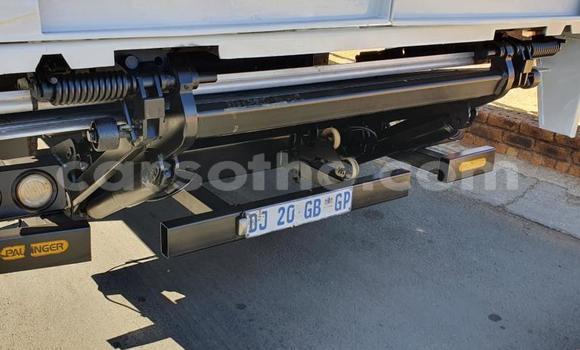 Acheter Occasion Utilitaire Mitsubishi L400 Blanc à Maseru, Maseru Acheter Occasion Utilitaire Mitsubishi L400 Blanc à Maseru, Maseru