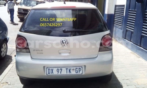 اشتري مستعمل Volkswagen Polo Silver سيارة في Maputsoa في Leribe اشتري مستعمل Volkswagen Polo Silver سيارة في Maputsoa في Leribe