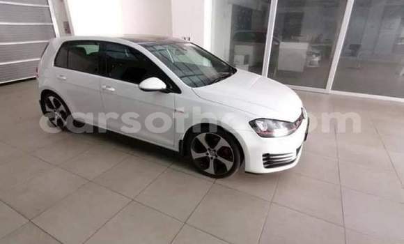 Sayi Na hannu Volkswagen Golf GTI White Mota in Maseru a Maseru Sayi Na hannu Volkswagen Golf GTI White Mota in Maseru a Maseru