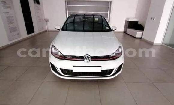 Sayi Na hannu Volkswagen Golf GTI White Mota in Maseru a Maseru Sayi Na hannu Volkswagen Golf GTI White Mota in Maseru a Maseru