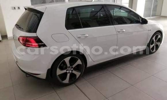 Sayi Na hannu Volkswagen Golf GTI White Mota in Maseru a Maseru Sayi Na hannu Volkswagen Golf GTI White Mota in Maseru a Maseru