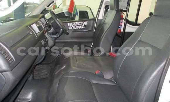 Sayi Na hannu Toyota Hiace White Mota in Maseru a Maseru Sayi Na hannu Toyota Hiace White Mota in Maseru a Maseru