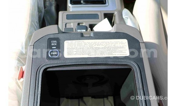 Sayi Imported Toyota Prado Black Mota in Import - Dubai a Maseru Sayi Imported Toyota Prado Black Mota in Import - Dubai a Maseru