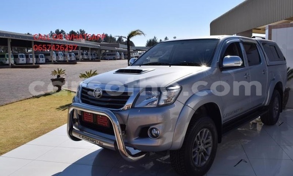 Buy Used Toyota Hilux Silver Car in Maseru in Maseru Buy Used Toyota Hilux Silver Car in Maseru in Maseru