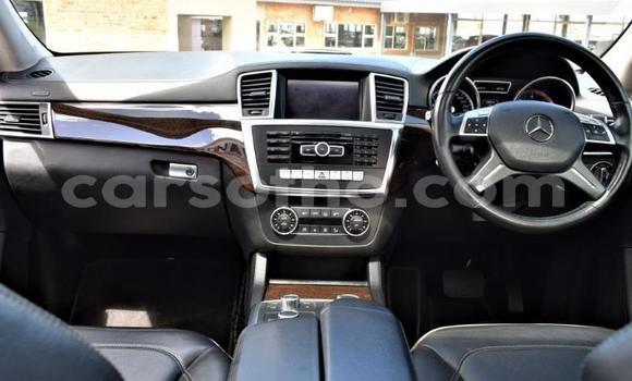 Sayi Na hannu Mercedes-Benz GL–Class White Mota in Maseru a Maseru Sayi Na hannu Mercedes-Benz GL–Class White Mota in Maseru a Maseru