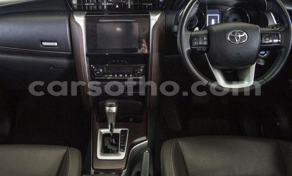 Buy Used Toyota Fortuner Silver Car in Peka in Leribe Buy Used Toyota Fortuner Silver Car in Peka in Leribe