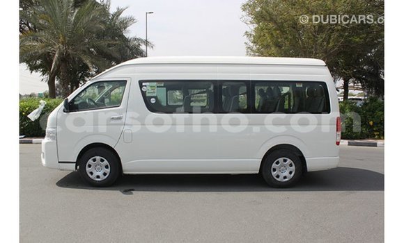 Acheter Import Voiture Toyota Hiace Blanc à Import - Dubai, Maseru Acheter Import Voiture Toyota Hiace Blanc à Import - Dubai, Maseru