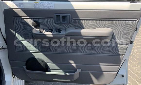 Acheter Occasion Voiture Toyota Land Cruiser Blanc à Maseru, Maseru Acheter Occasion Voiture Toyota Land Cruiser Blanc à Maseru, Maseru