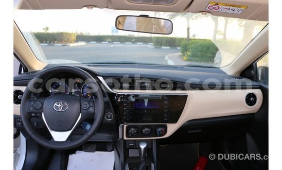 Sayi Imported Toyota Corolla White Mota in Import - Dubai a Maseru Sayi Imported Toyota Corolla White Mota in Import - Dubai a Maseru