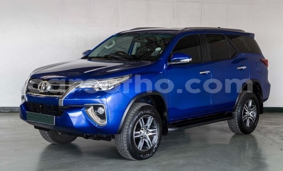 اشتري مستعمل Toyota Fortuner Blue سيارة في Maputsoa في Leribe اشتري مستعمل Toyota Fortuner Blue سيارة في Maputsoa في Leribe