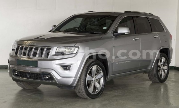 Sayi Na hannu Jeep Grand Cherokee Silver Mota in Thaba–Tseka a Mafeteng Sayi Na hannu Jeep Grand Cherokee Silver Mota in Thaba–Tseka a Mafeteng