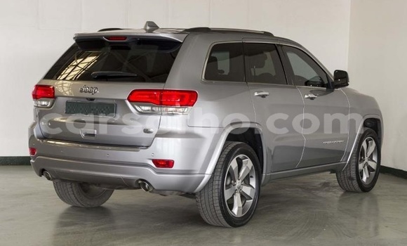 Sayi Na hannu Jeep Grand Cherokee Silver Mota in Thaba–Tseka a Mafeteng Sayi Na hannu Jeep Grand Cherokee Silver Mota in Thaba–Tseka a Mafeteng